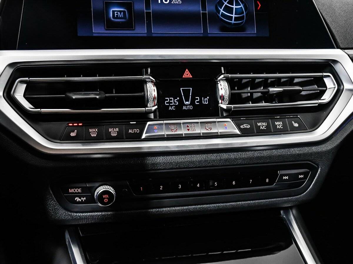 BMW 3 серии с пробегом — 2019 год. Фото: #12