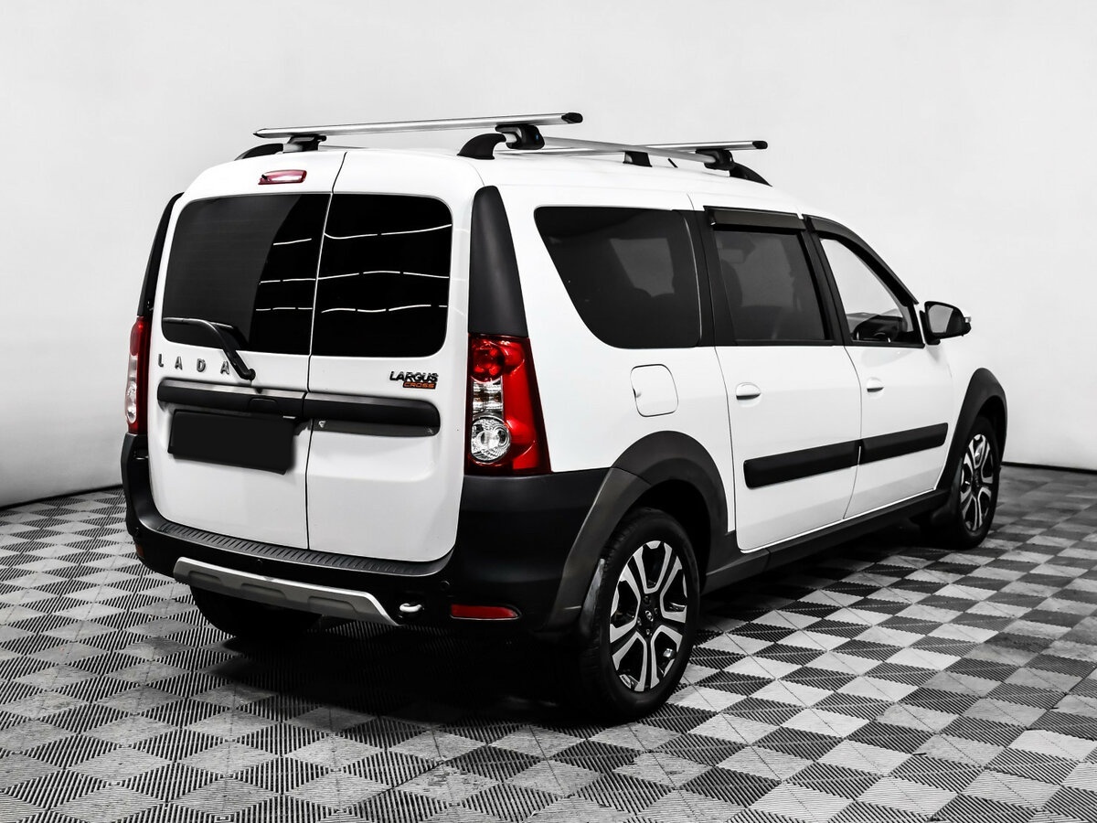 Lada (ВАЗ) Largus с пробегом — 2021 год. Фото: #4