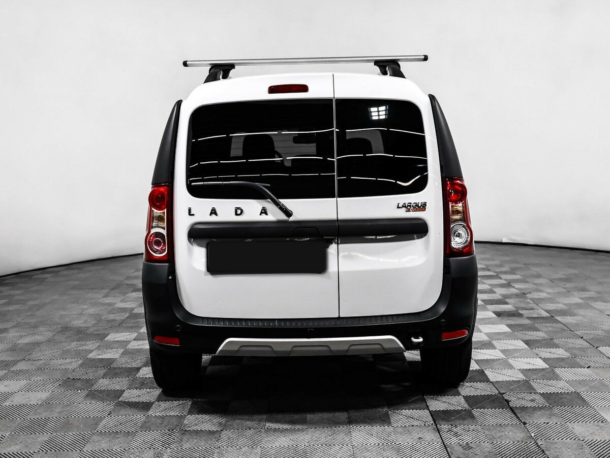 Lada (ВАЗ) Largus с пробегом — 2021 год. Фото: #5