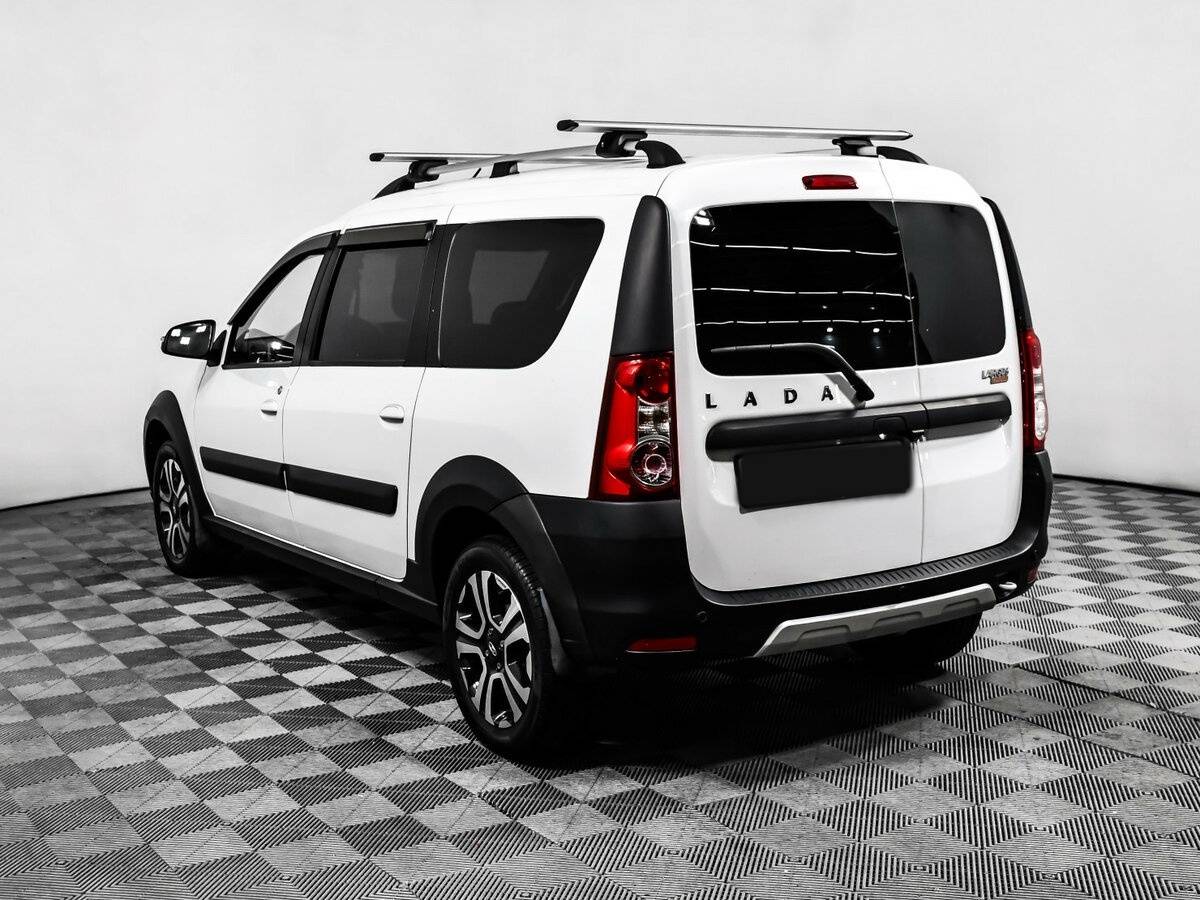 Lada (ВАЗ) Largus с пробегом — 2021 год. Фото: #6