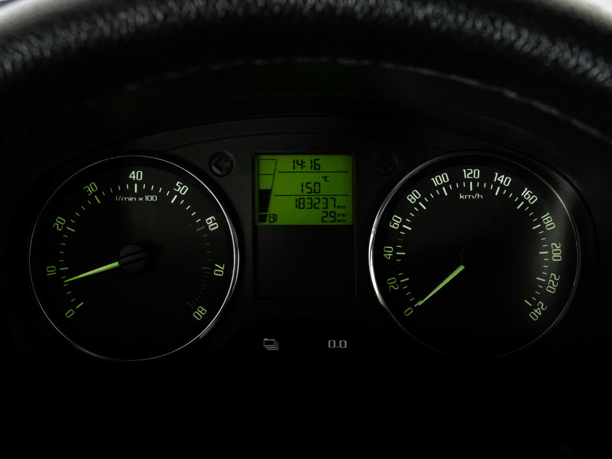 Skoda Fabia с пробегом — 2013 год. Фото: #16