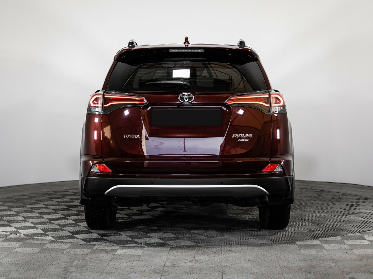 Toyota RAV4 с пробегом — 2019 год. Фото: #5