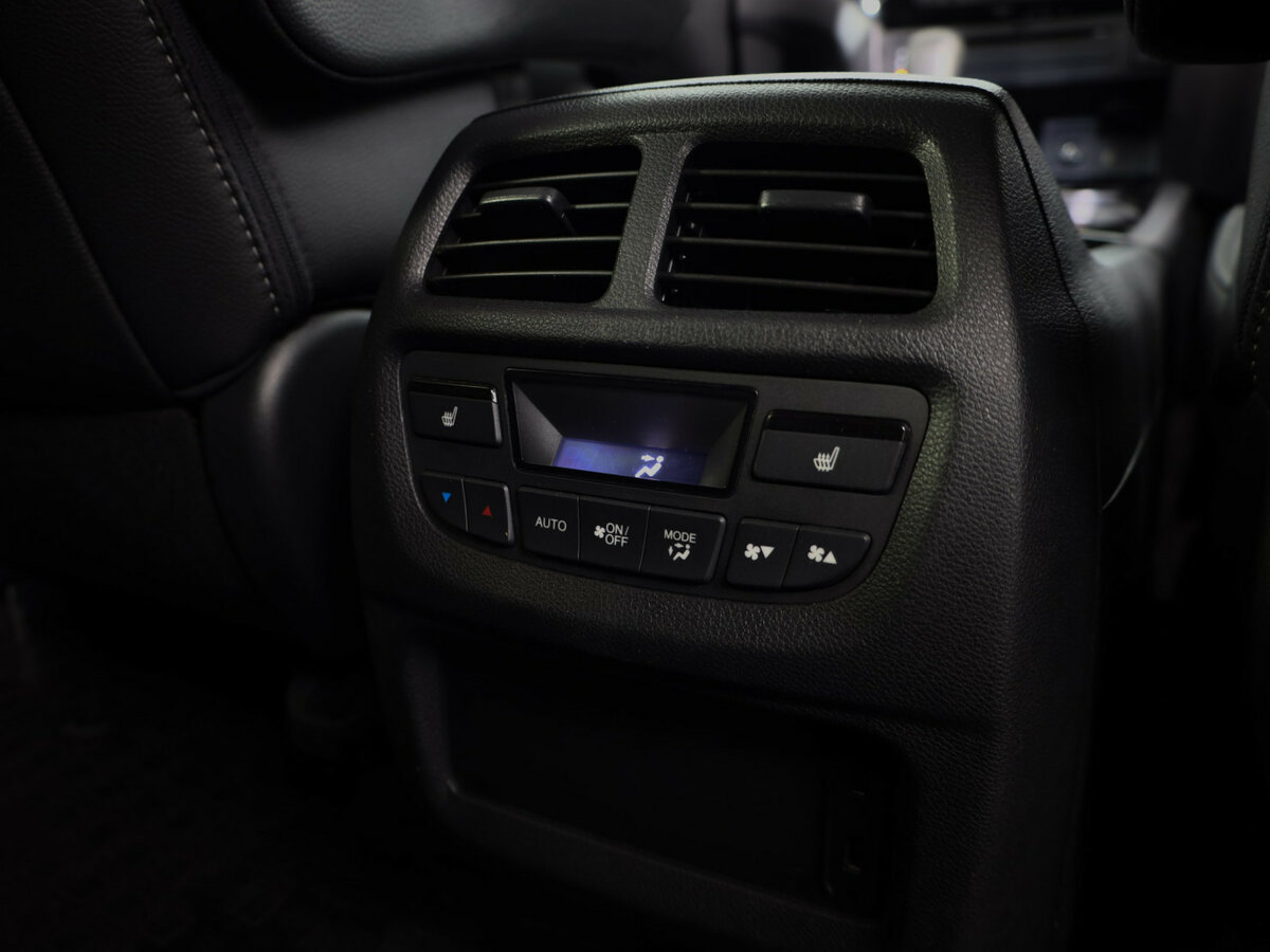 Honda Pilot с пробегом — 2016 год. Фото: #14