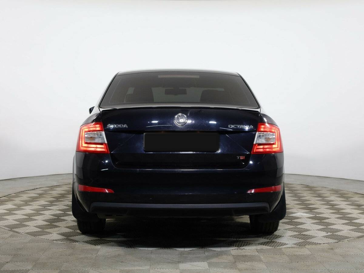 Skoda Octavia с пробегом — 2013 год. Фото: #3
