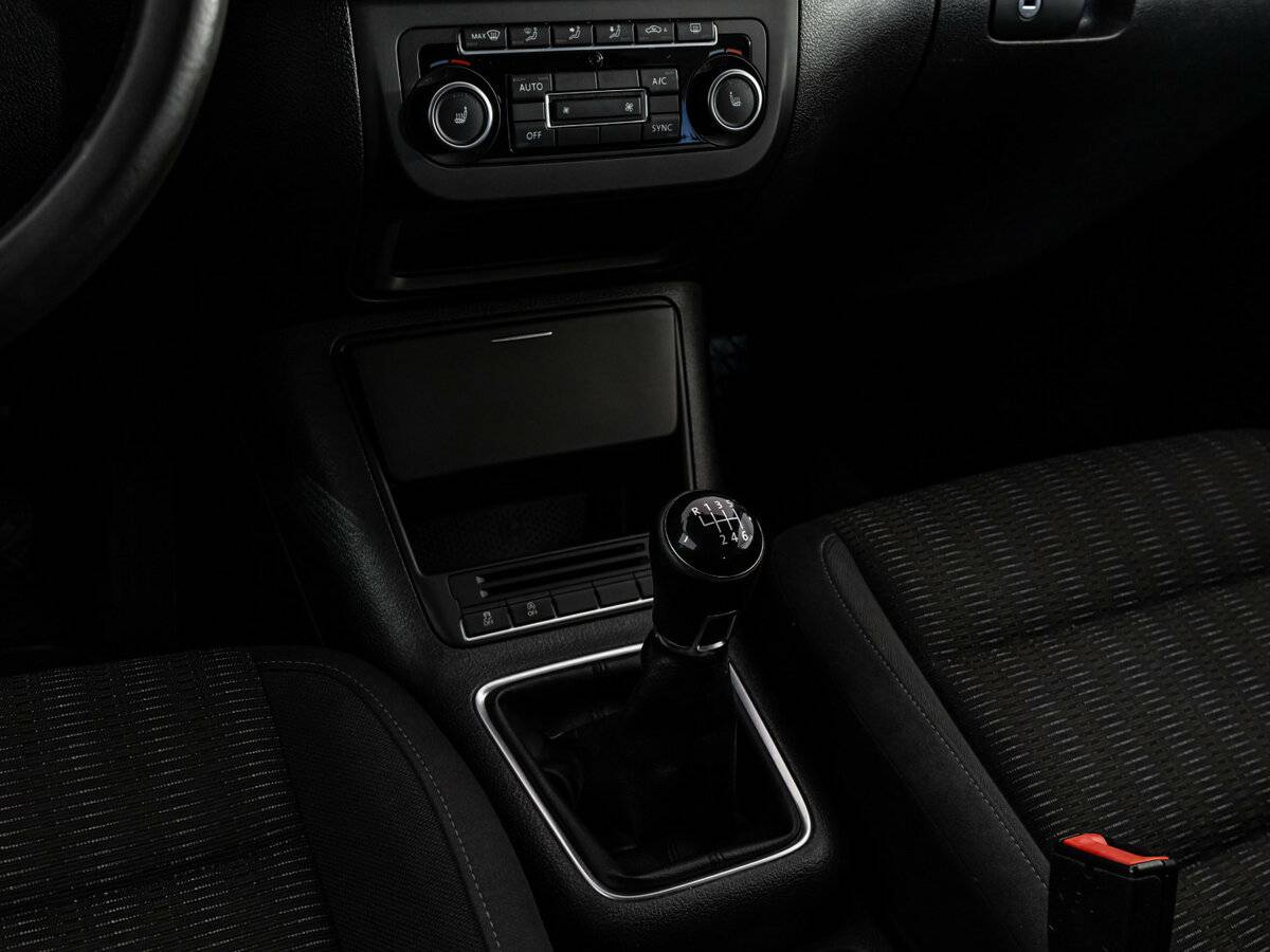 Volkswagen Tiguan с пробегом — 2012 год. Фото: #9