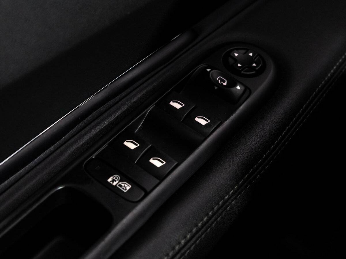 Peugeot 3008 с пробегом — 2014 год. Фото: #18