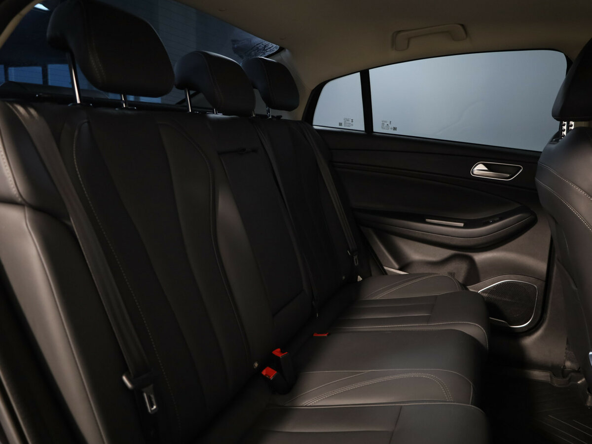 OMODA S5 с пробегом — 2023 год. Фото: #12