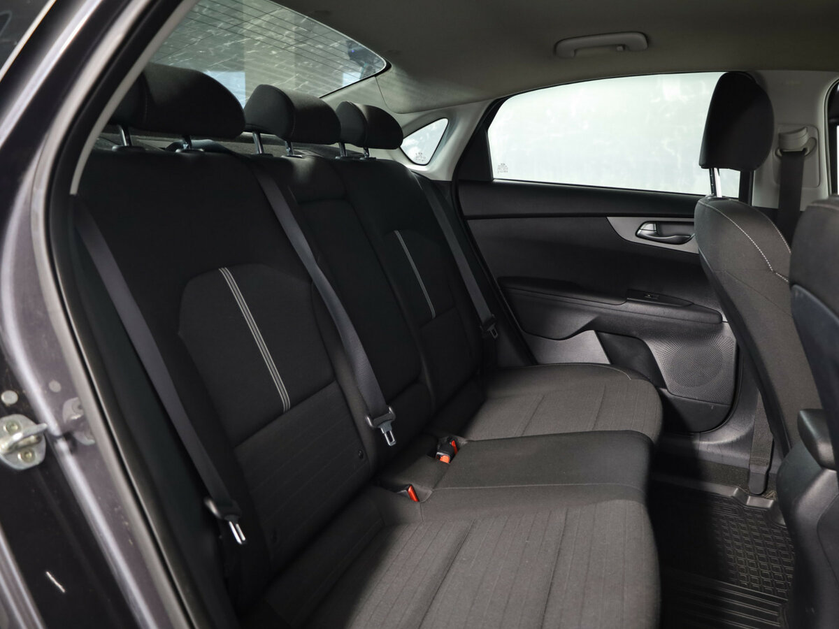 Kia Cerato с пробегом — 2018 год. Фото: #7