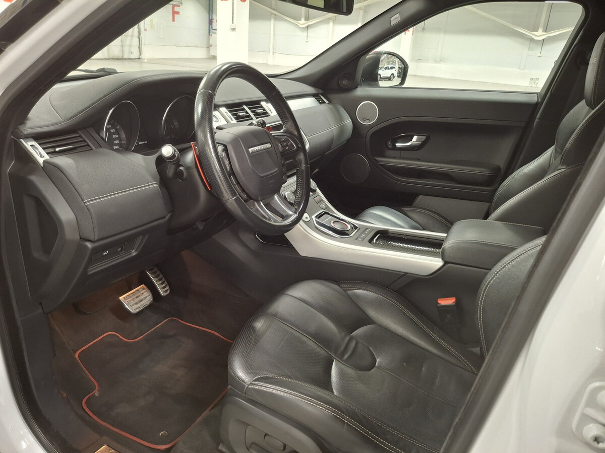 Land Rover Range Rover Evoque с пробегом — 2015 год. Фото: #15