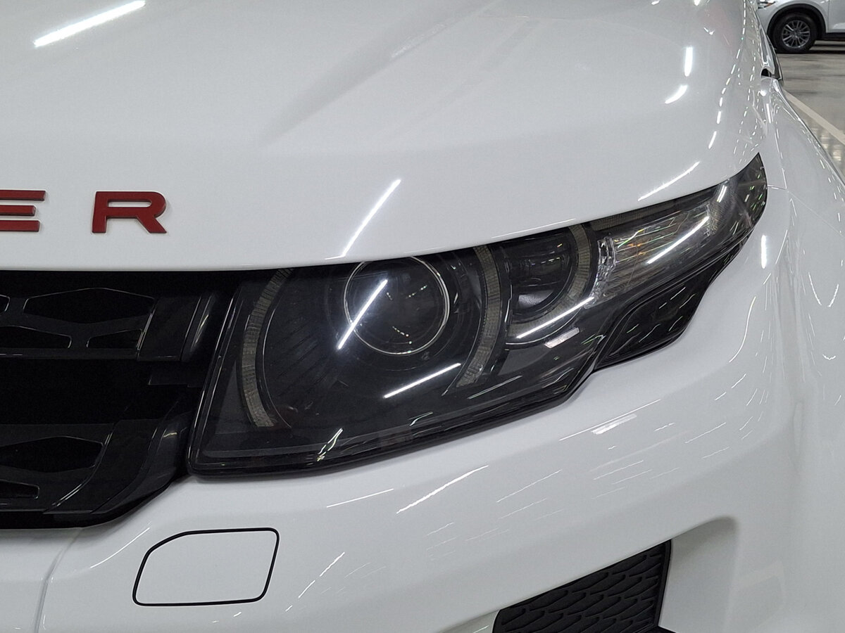 Land Rover Range Rover Evoque с пробегом — 2015 год. Фото: #16