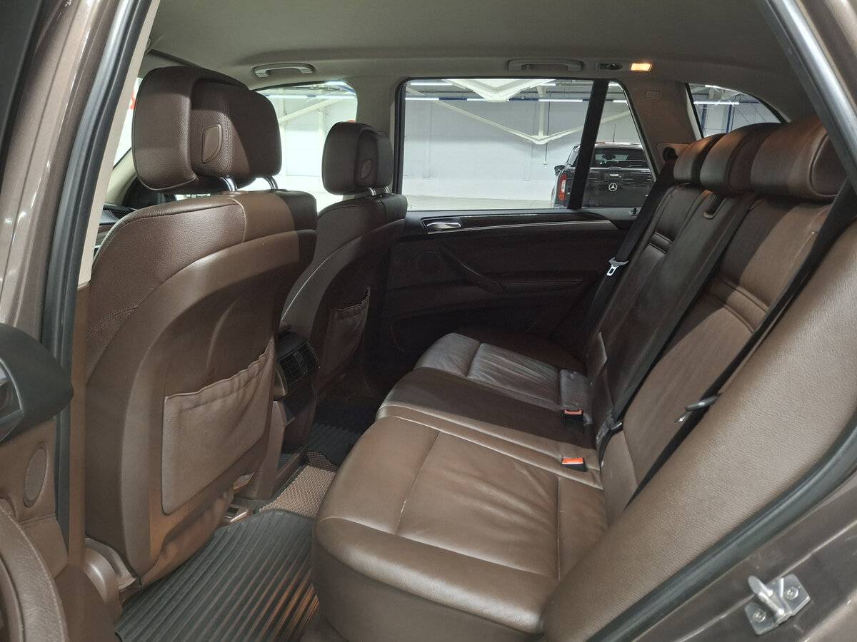 BMW X5 с пробегом — 2012 год. Фото: #10