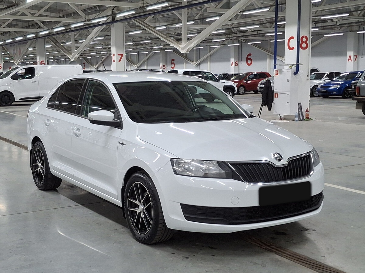 Skoda Rapid с пробегом — 2019 год. Фото: #2