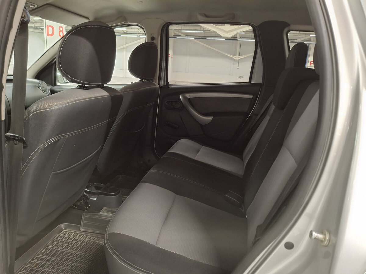 Renault Duster с пробегом — 2012 год. Фото: #11