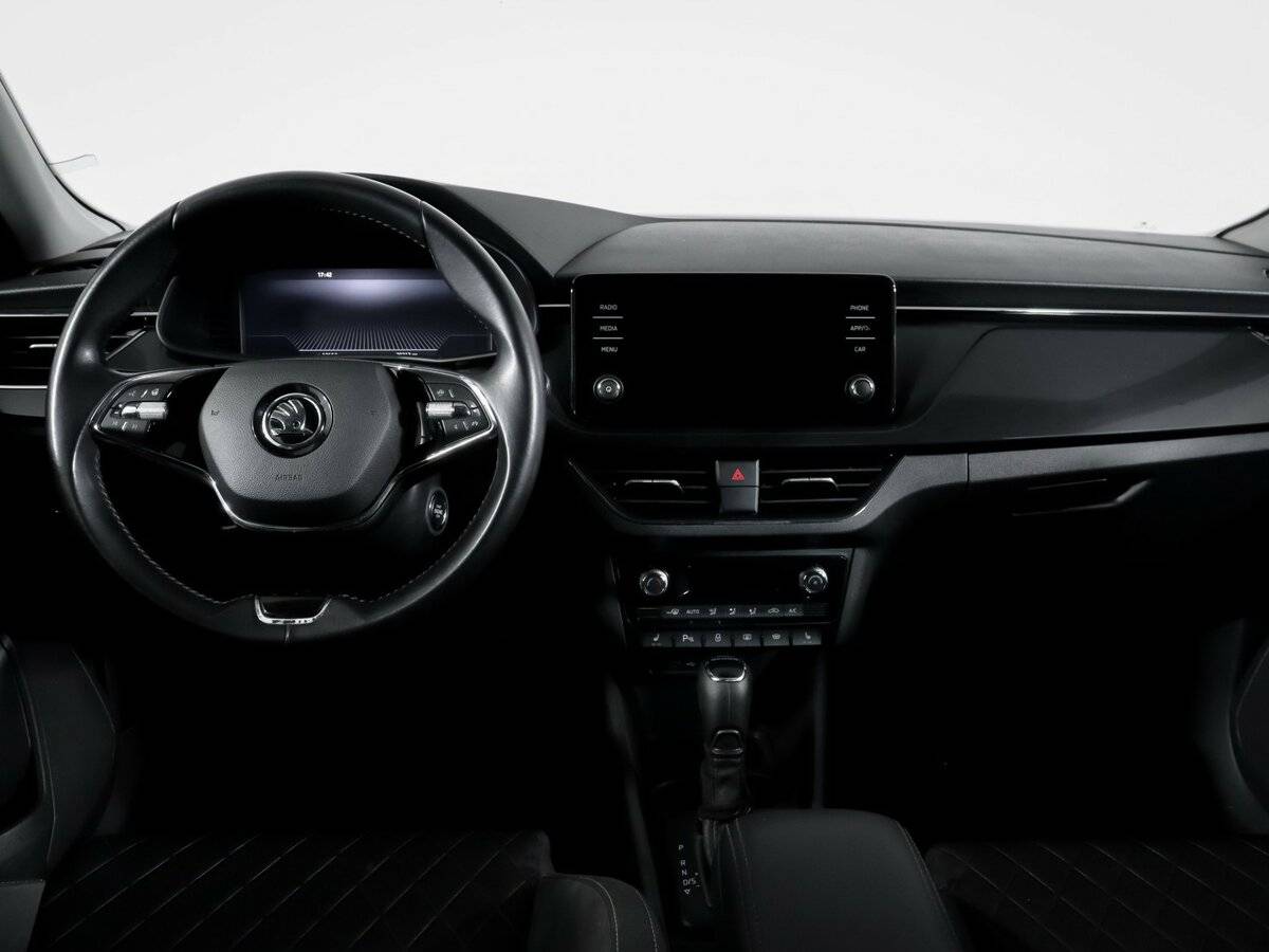 Skoda Rapid с пробегом — 2021 год. Фото: #9