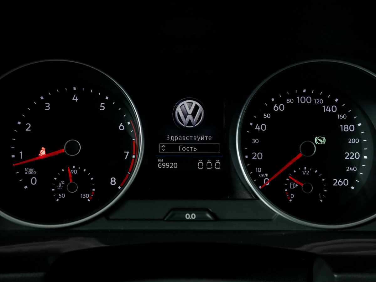 Volkswagen Tiguan с пробегом — 2018 год. Фото: #10