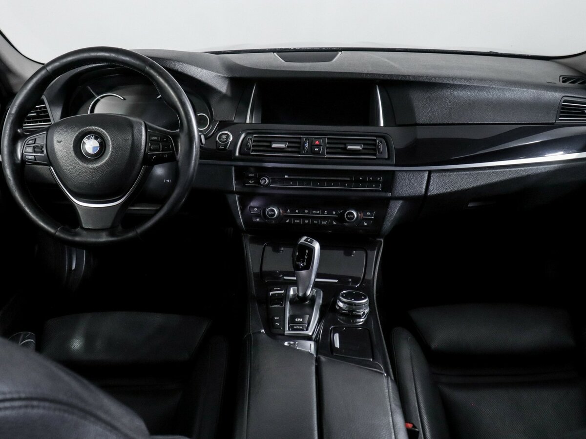BMW 5 серии с пробегом — 2014 год. Фото: #6