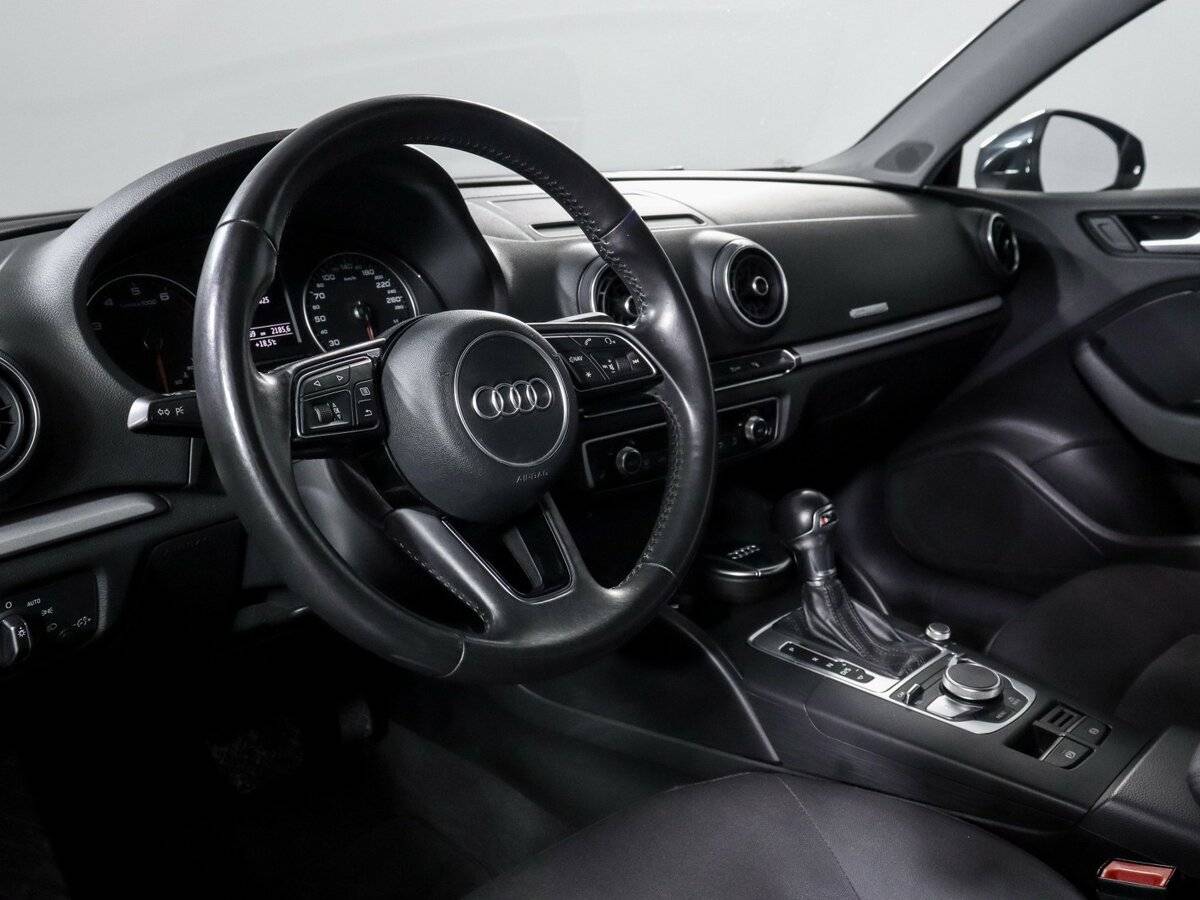Audi A3 с пробегом — 2016 год. Фото: #10