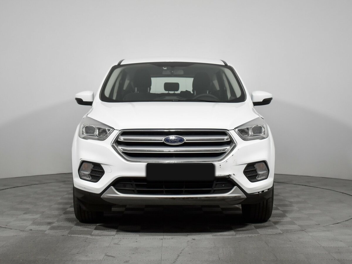 Ford Kuga с пробегом — 2019 год. Фото: #1
