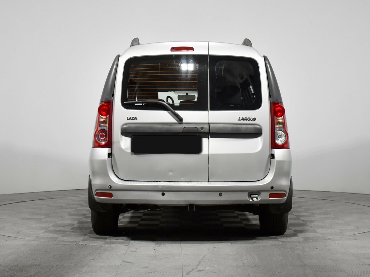 Lada (ВАЗ) Largus с пробегом — 2014 год. Фото: #4