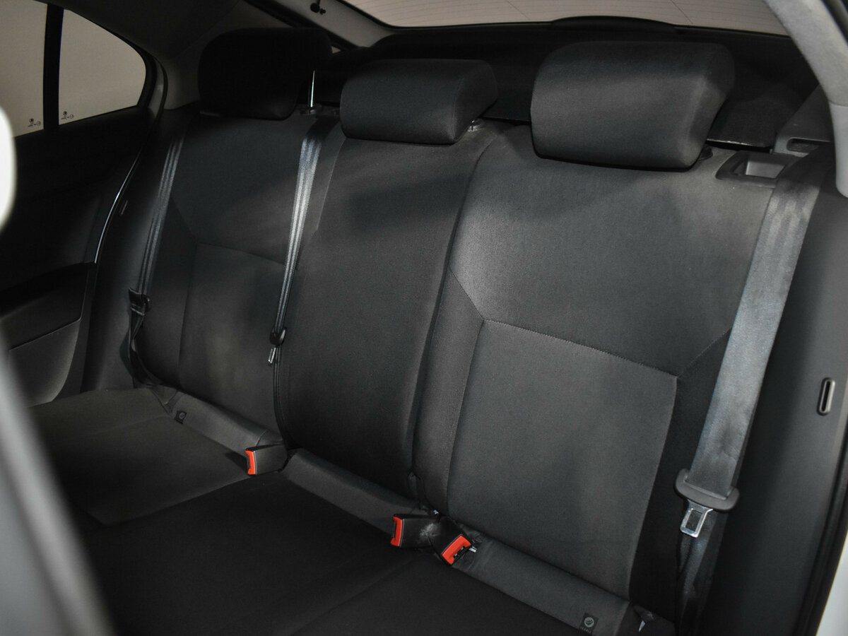 Skoda Rapid с пробегом — 2017 год. Фото: #8