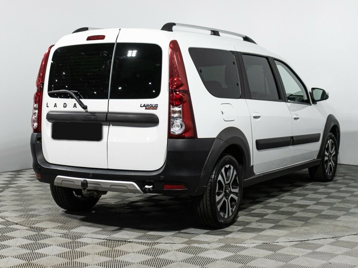 Lada (ВАЗ) Largus с пробегом — 2021 год. Фото: #4