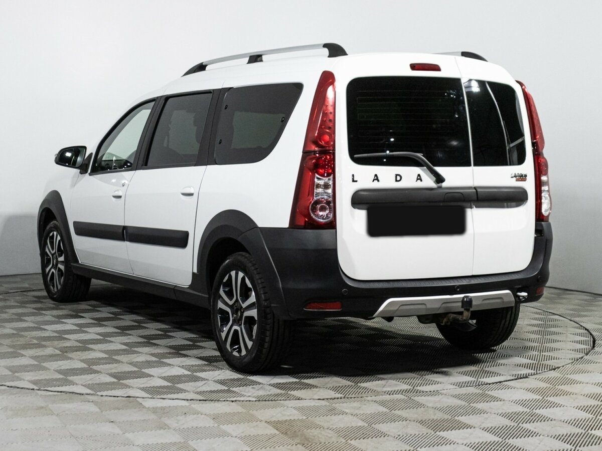 Lada (ВАЗ) Largus с пробегом — 2021 год. Фото: #6