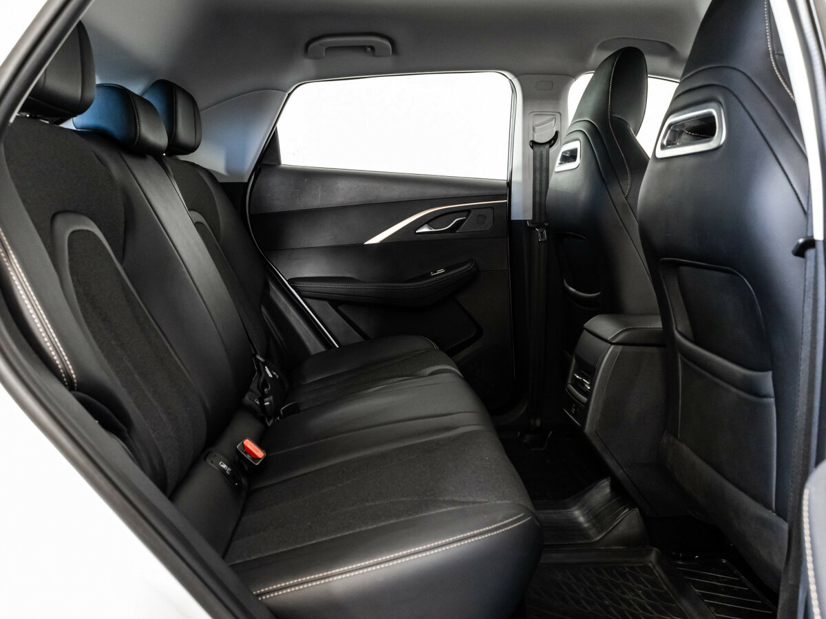 OMODA C5 с пробегом — 2023 год. Фото: #15