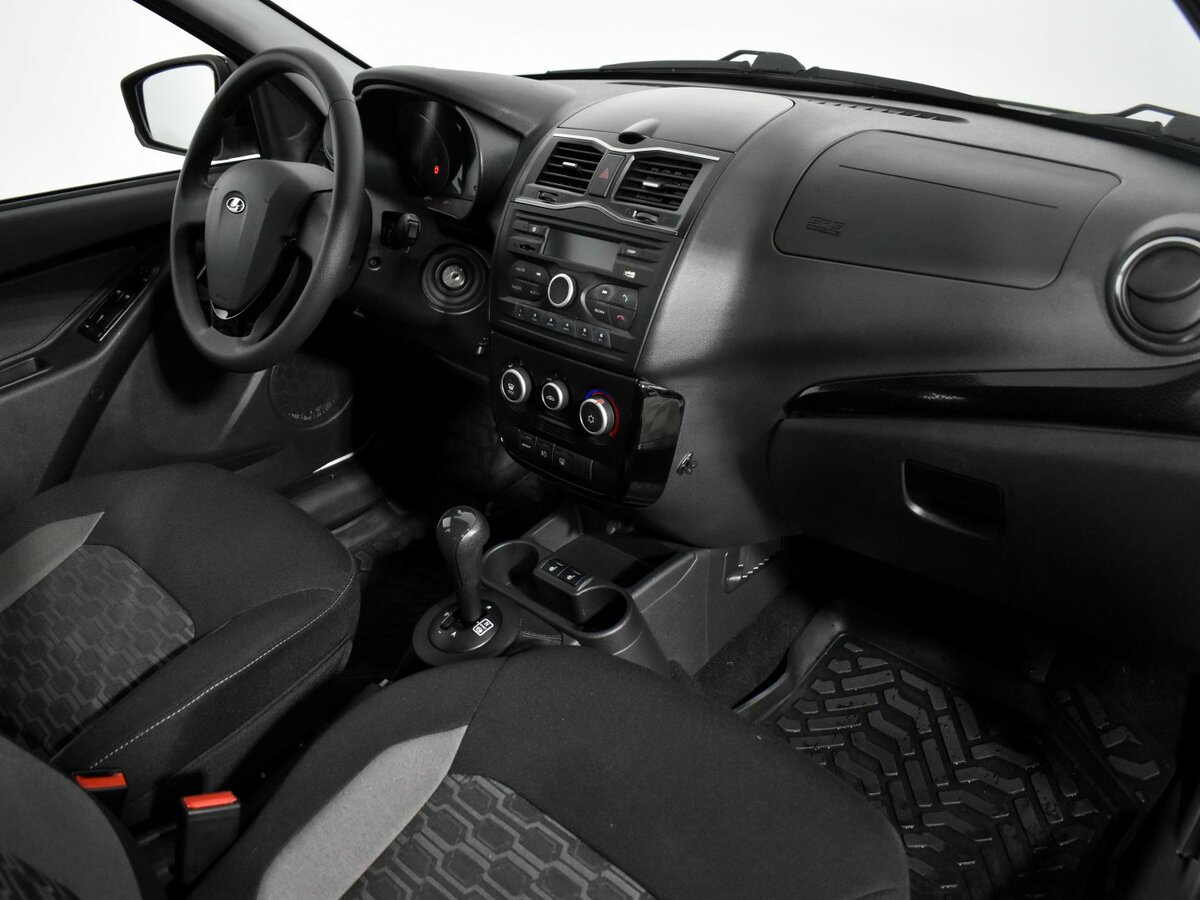 Lada (ВАЗ) Granta с пробегом — 2019 год. Фото: #11