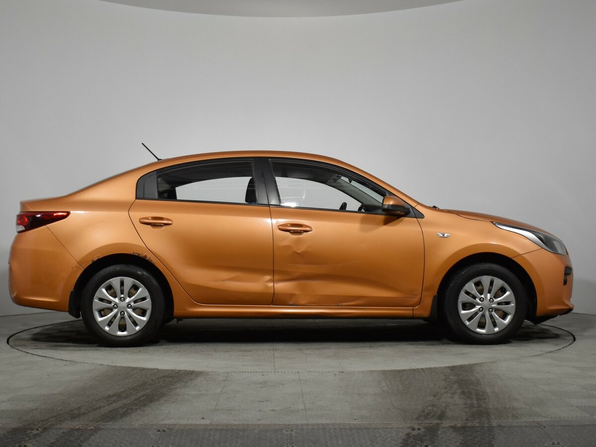 Kia Rio с пробегом — 2017 год. Фото: #3