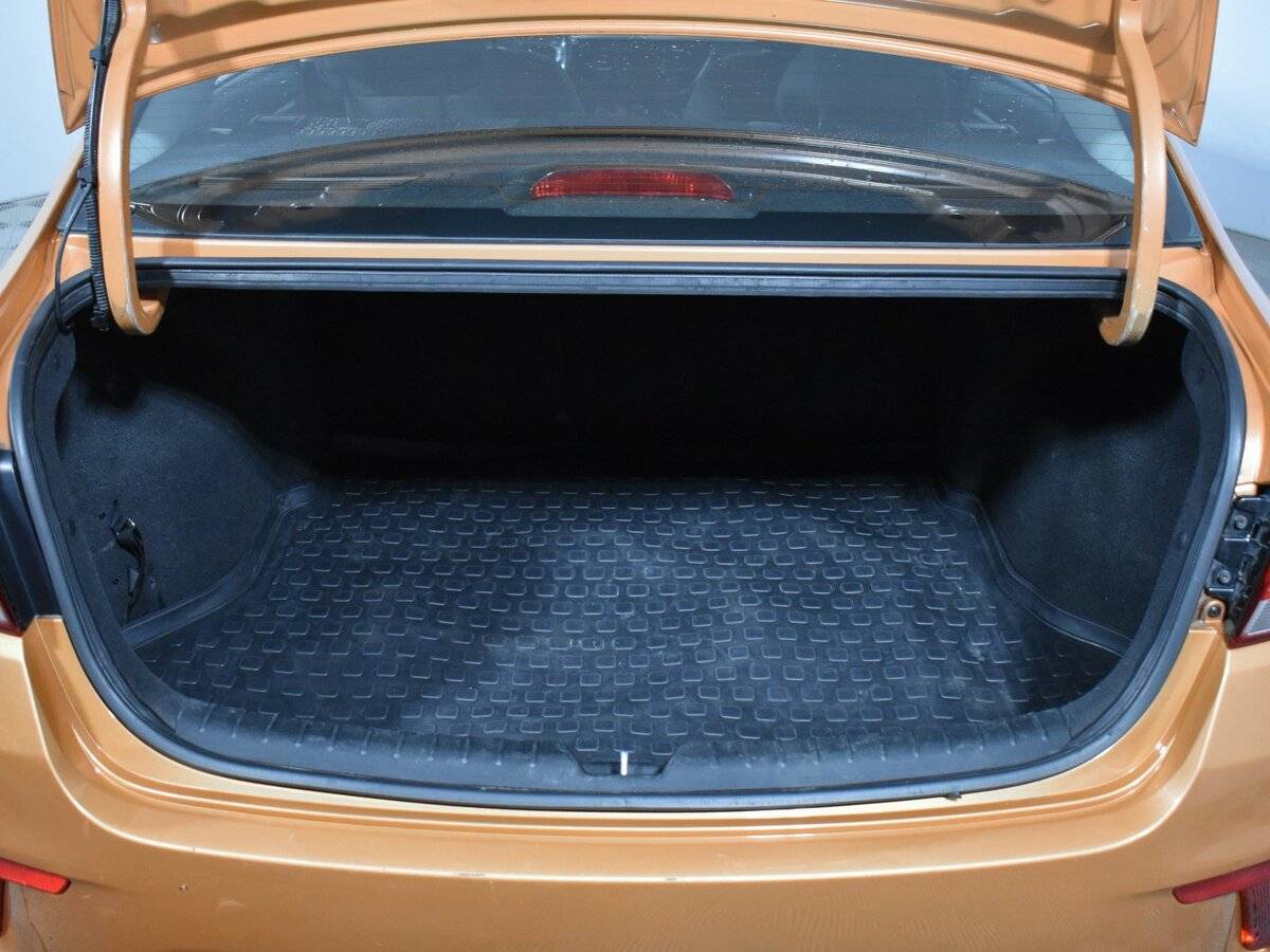 Kia Rio с пробегом — 2017 год. Фото: #18