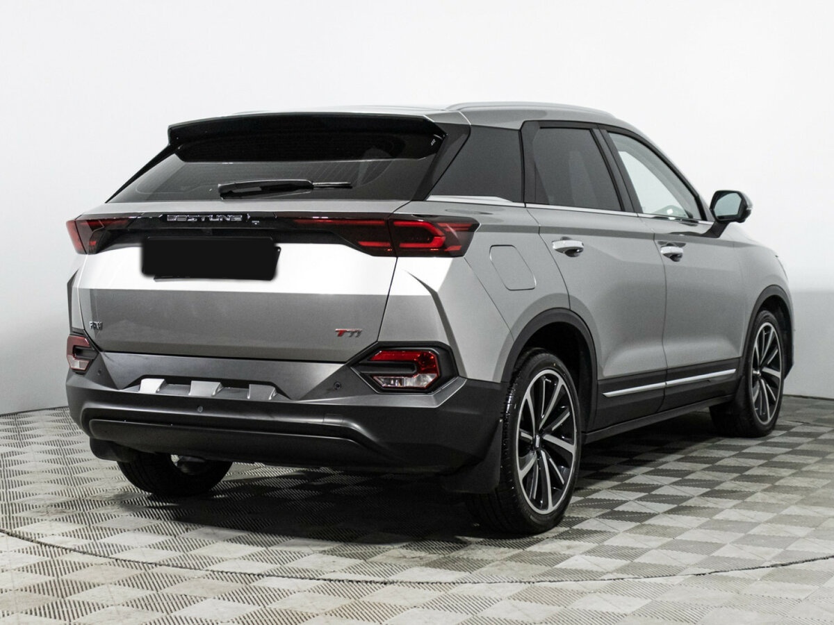 FAW Bestune T77 с пробегом — 2024 год. Фото: #4