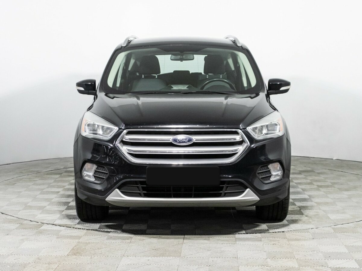 Ford Kuga с пробегом — 2017 год. Фото: #1
