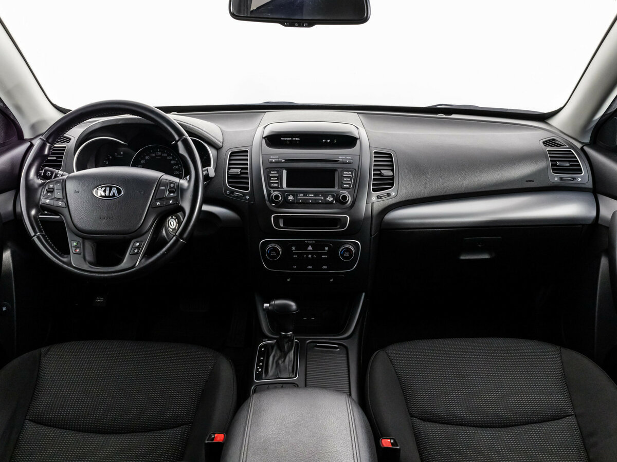 Kia Sorento с пробегом — 2013 год. Фото: #7