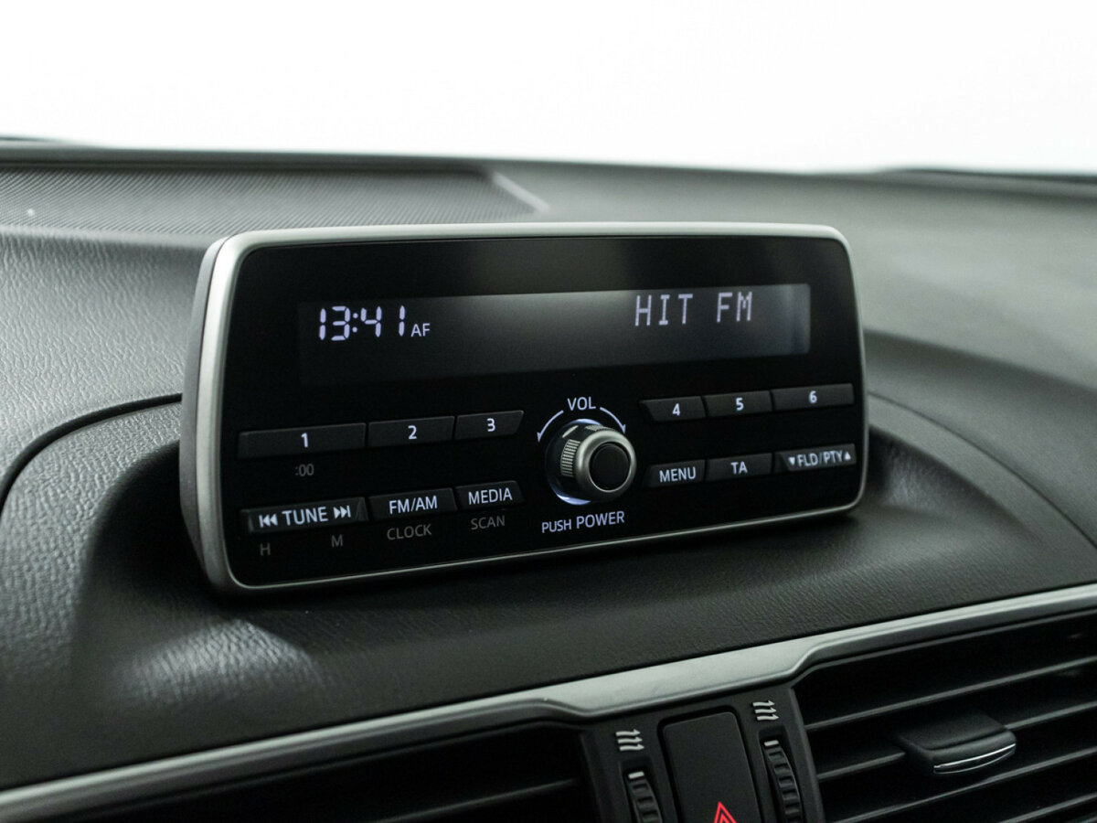 Mazda 3 с пробегом — 2014 год. Фото: #15