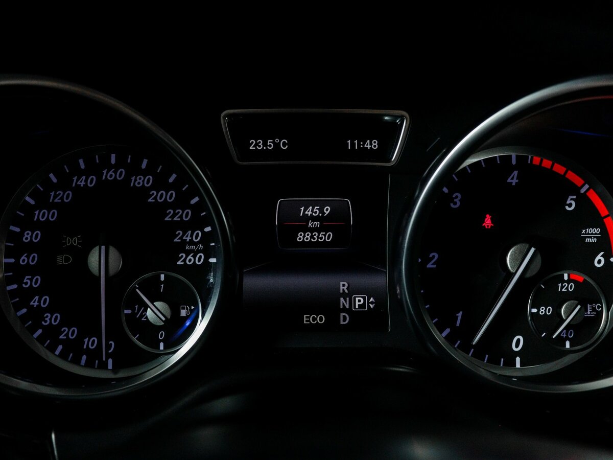 Mercedes-Benz M-Класс с пробегом — 2015 год. Фото: #7