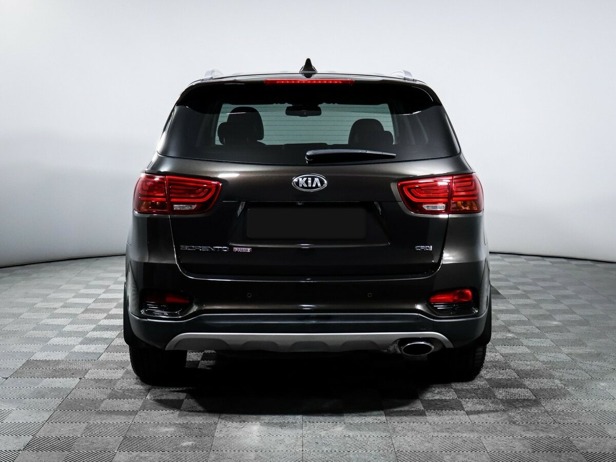 Kia Sorento с пробегом — 2019 год. Фото: #4