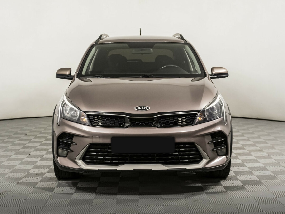 Kia Rio с пробегом — 2020 год. Фото: #1
