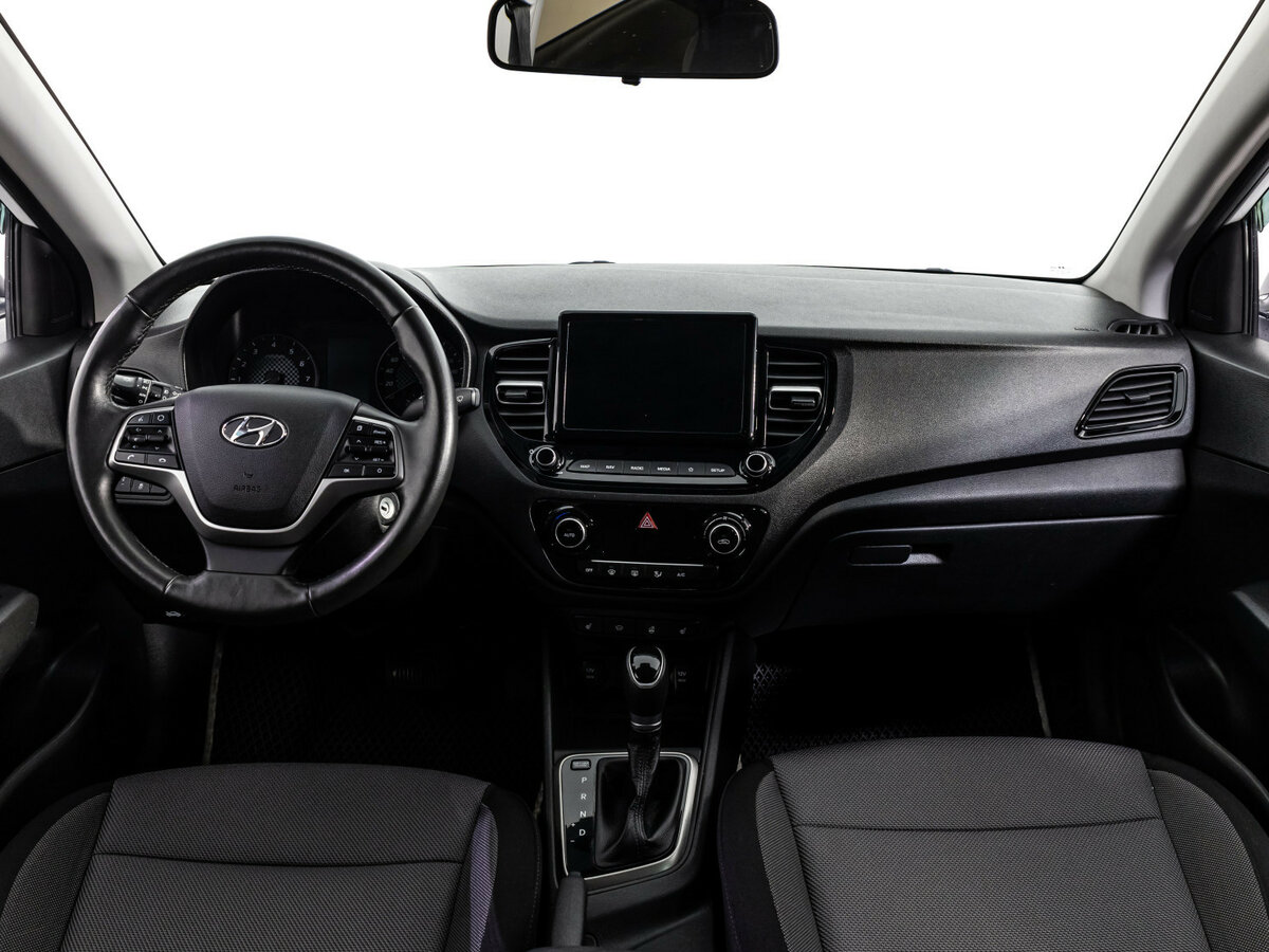 Hyundai Solaris с пробегом — 2021 год. Фото: #7