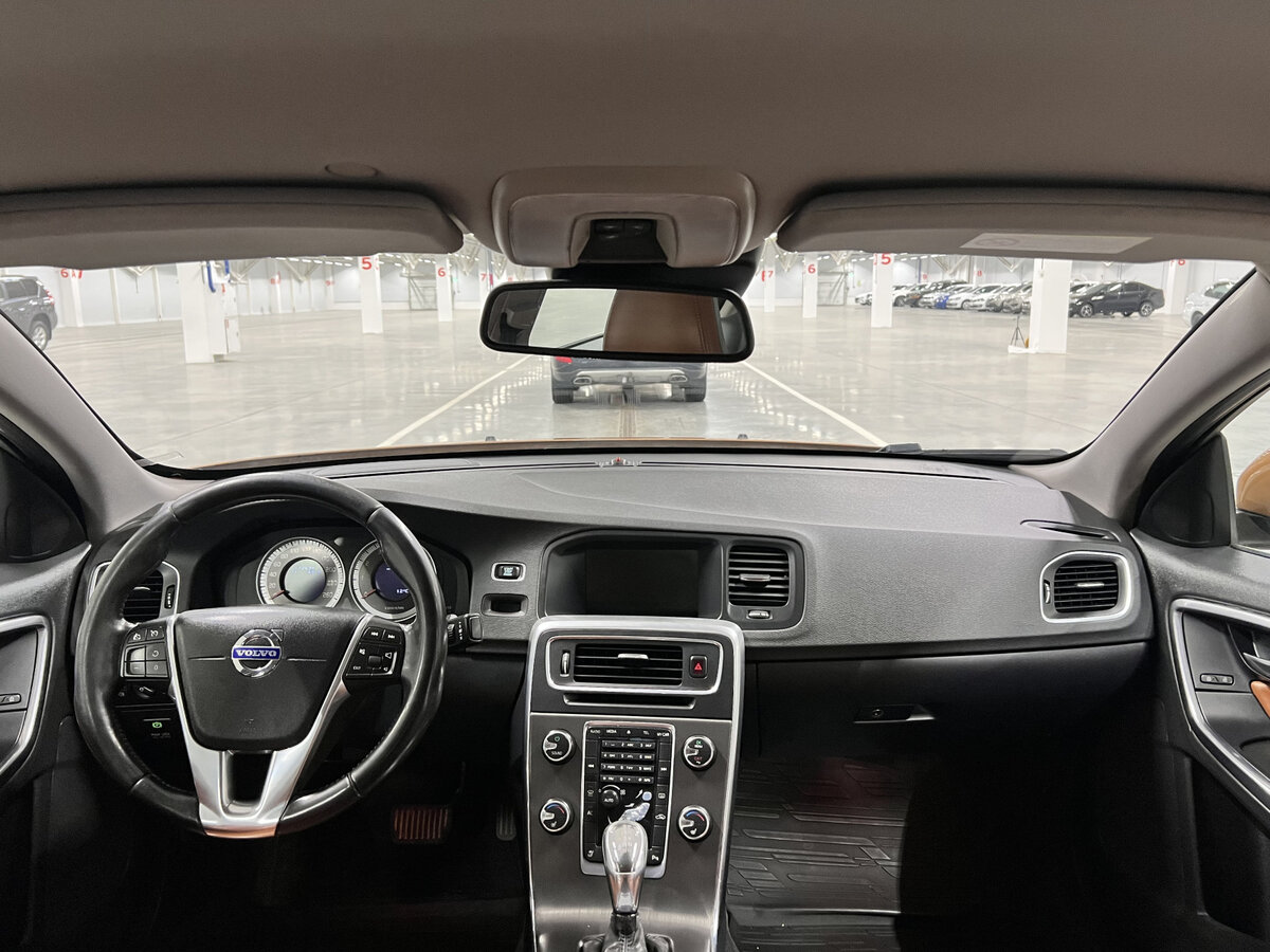 Volvo S60 с пробегом — 2012 год. Фото: #13