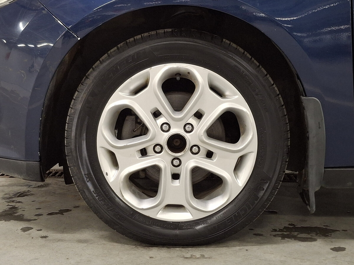 Ford Focus с пробегом — 2012 год. Фото: #17