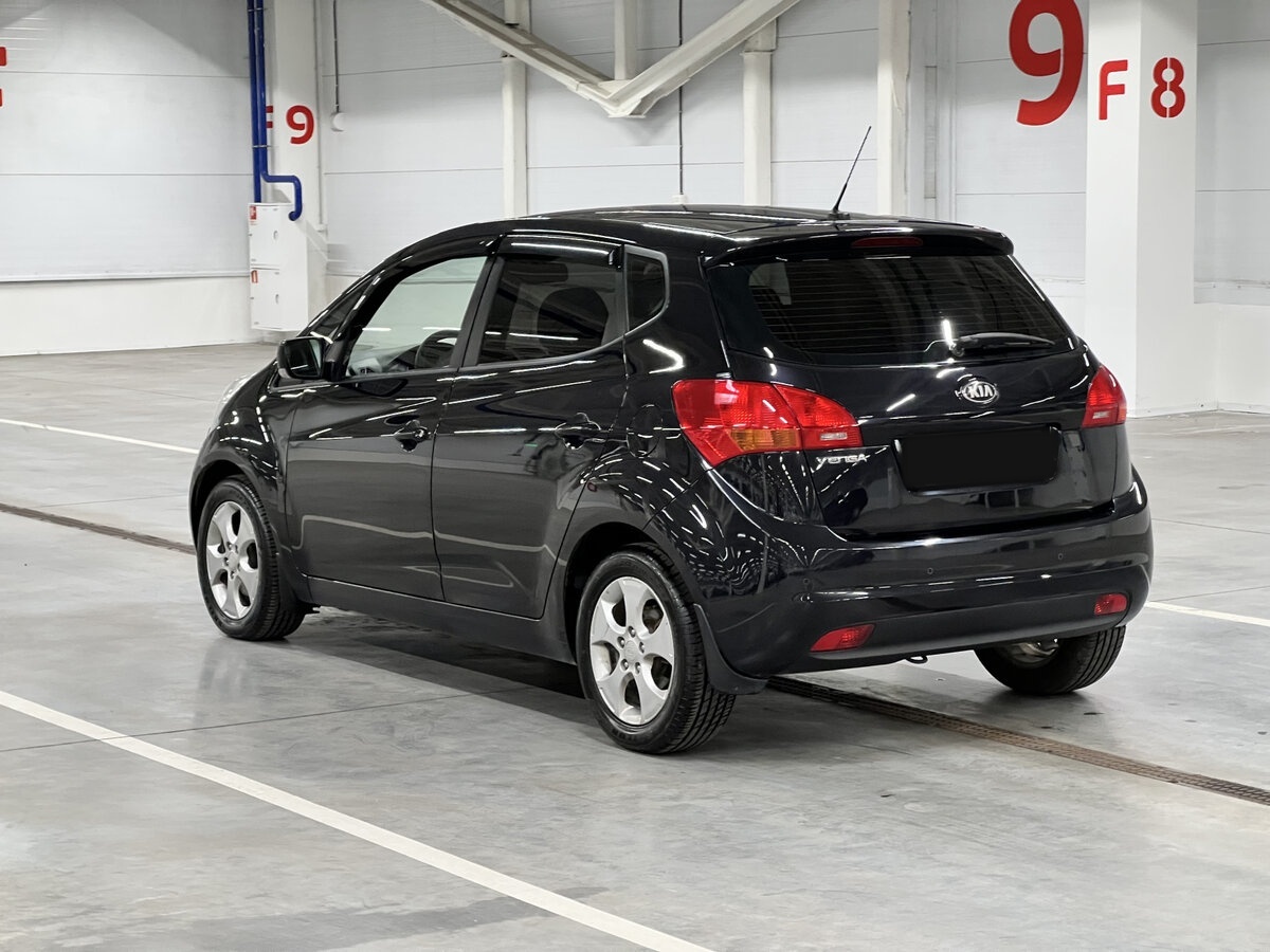 Kia Venga с пробегом — 2013 год. Фото: #6