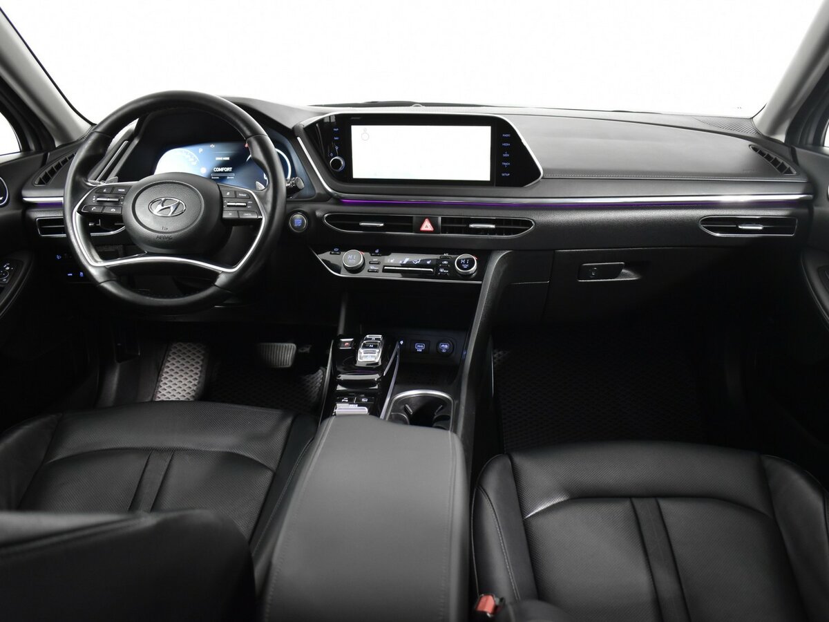Hyundai Sonata с пробегом — 2021 год. Фото: #9