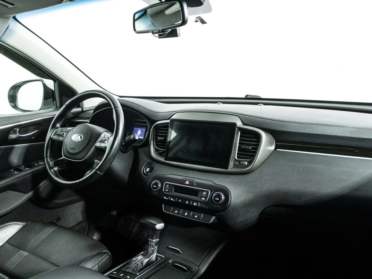 Kia Sorento с пробегом — 2019 год. Фото: #8