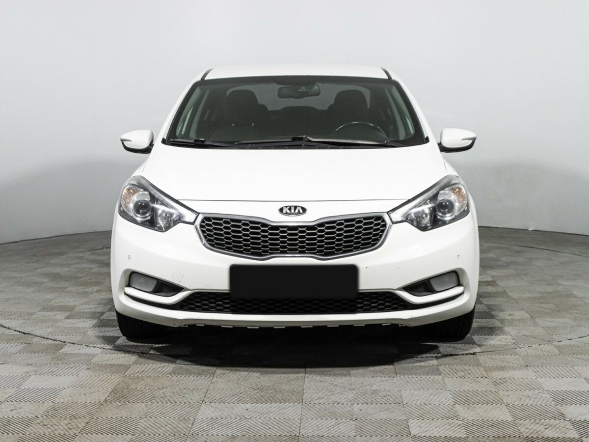 Kia Cerato с пробегом — 2015 год. Фото: #1