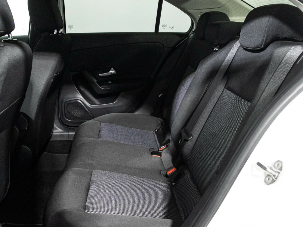 Mercedes-Benz A-Класс с пробегом — 2019 год. Фото: #9