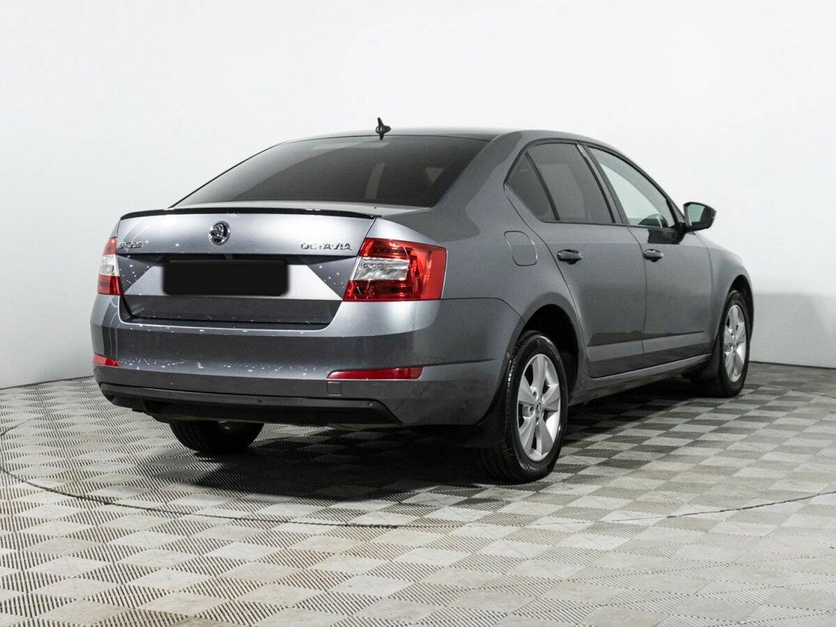 Skoda Octavia с пробегом — 2015 год. Фото: #3