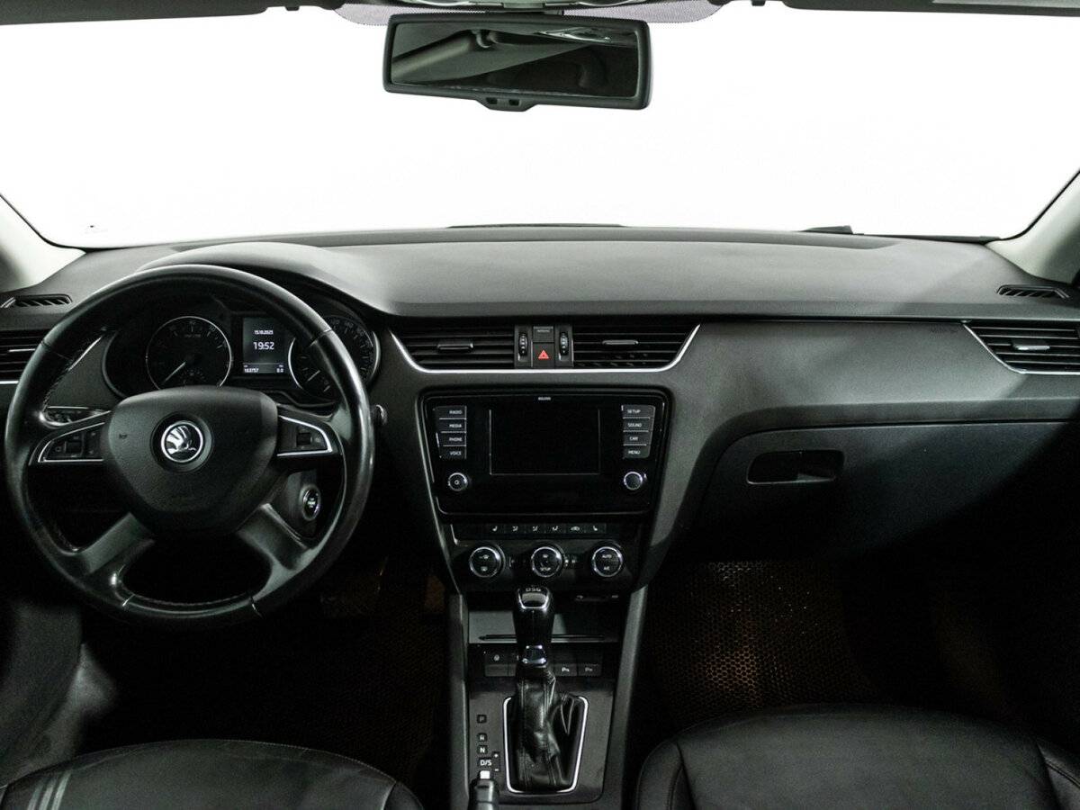 Skoda Octavia с пробегом — 2013 год. Фото: #11