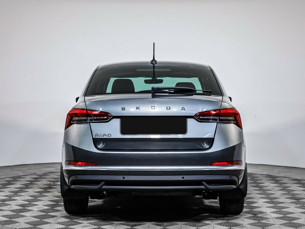 Skoda Rapid с пробегом — 2020 год. Фото: #4
