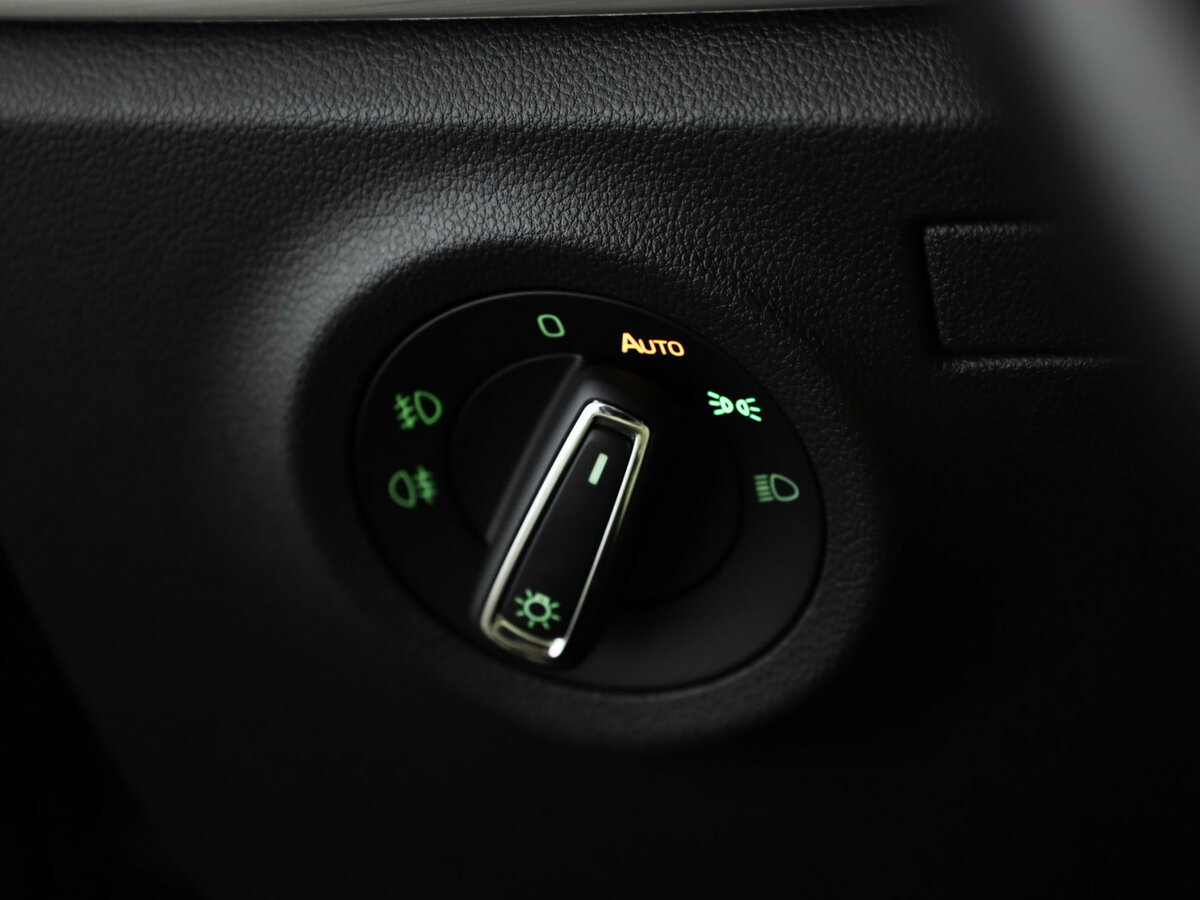 Skoda Rapid с пробегом — 2020 год. Фото: #13