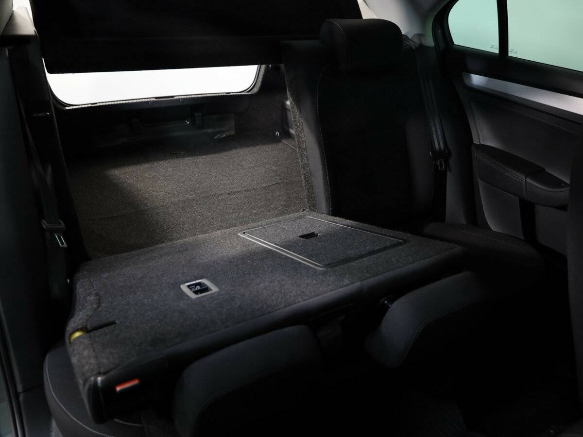 Skoda Rapid с пробегом — 2020 год. Фото: #25